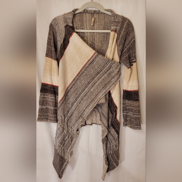 Cardigan - Picture 1 of 3